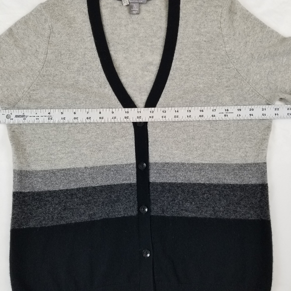 Charter Club 100% Cashmere Luxury Cardigan Button Front Women Size L Black Gray - Picture 8 of 11